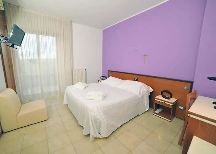 San Crispino 3* Morrovalle